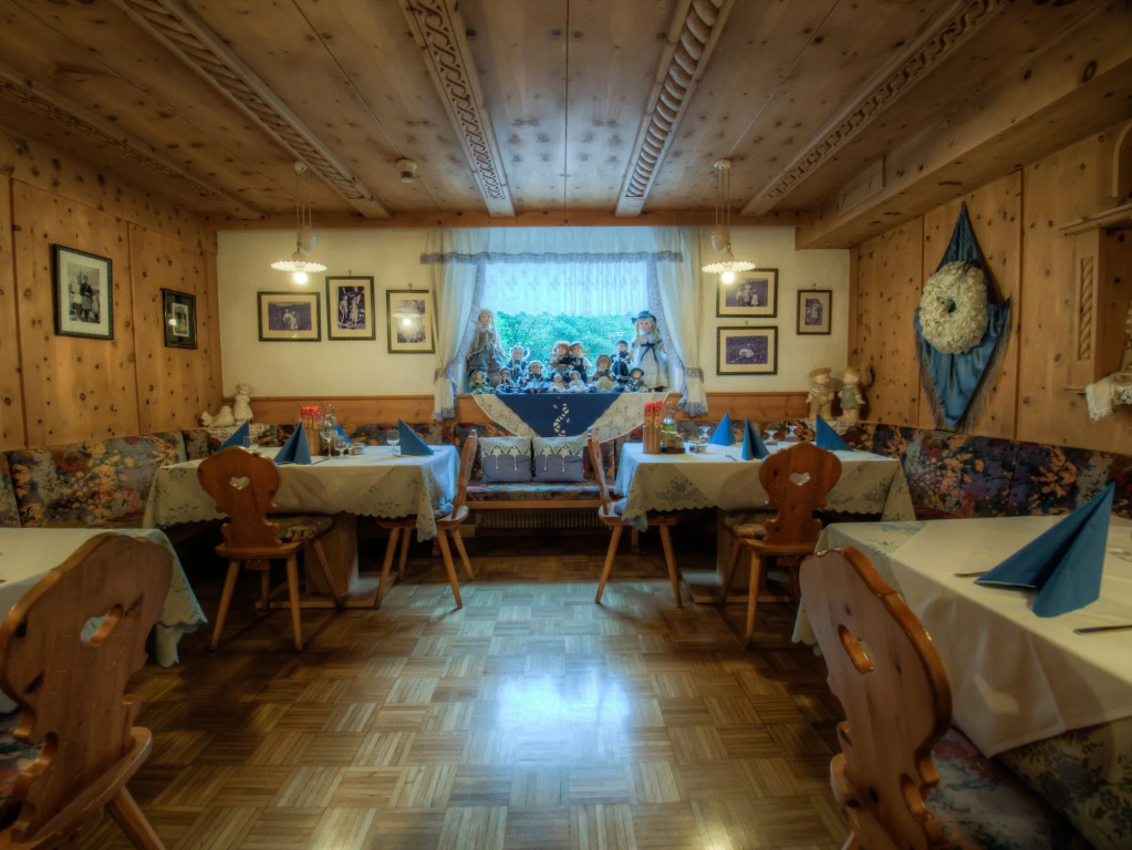 Hotel Ustaria Posta