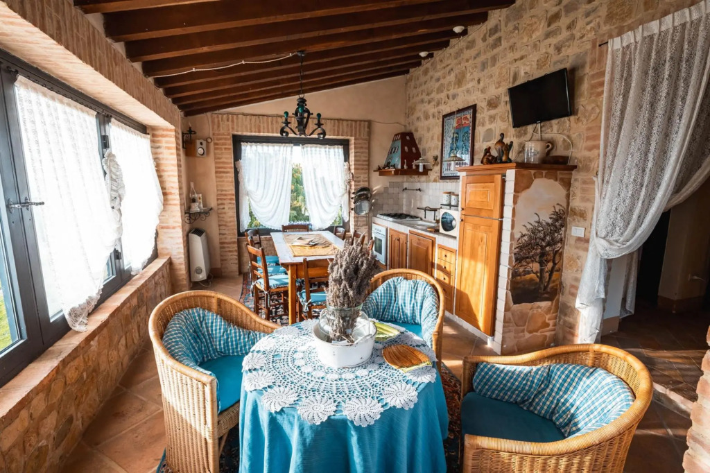 Villa for 10 Guests Private Pool Access to the Wellness Center of the Estate-moraio