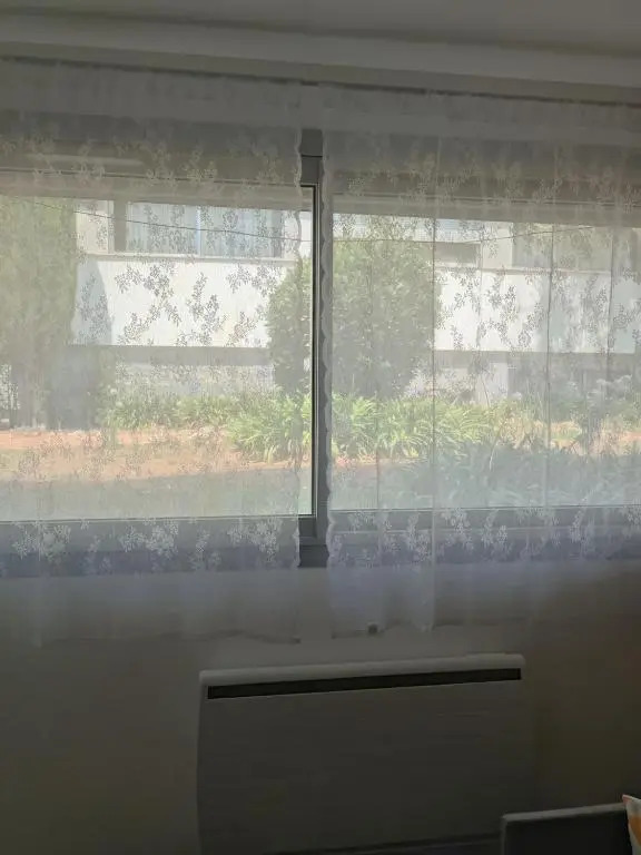 Studio cosy refait a neuf à 50 m de la plage