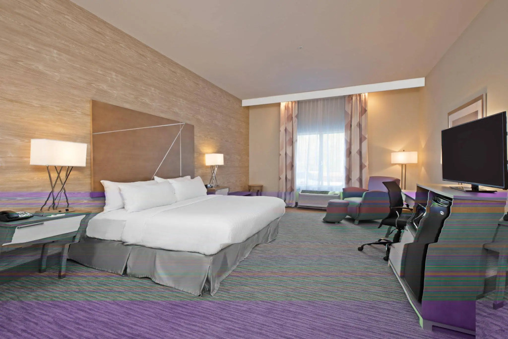 Holiday Inn Express & Suites New Cumberland by IHG