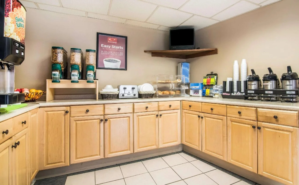 Quality Inn & Suites Lincoln I-93