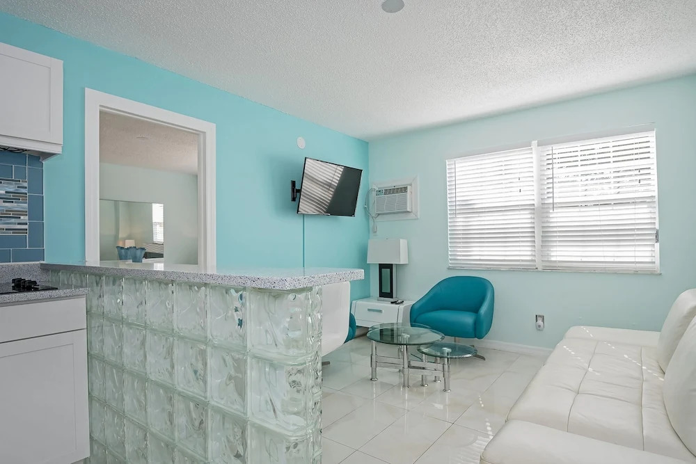Fairweather Estate #2 - Two Bedroom Apartment