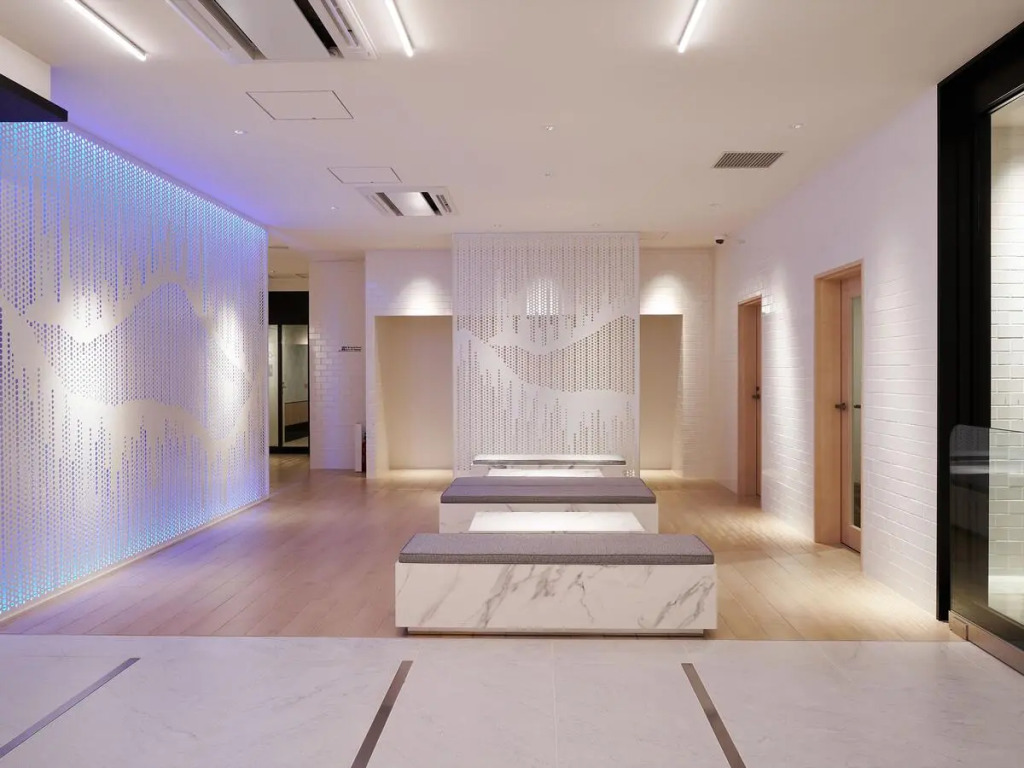 Henn na Hotel Komatsu Ekimae
