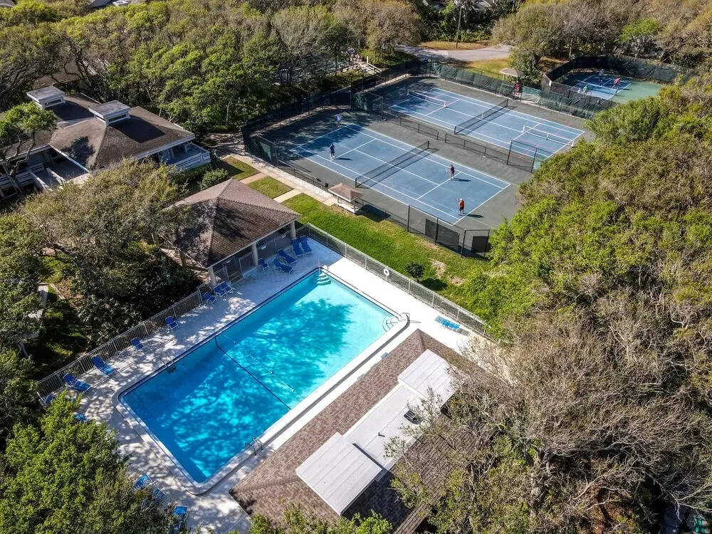 Updated Open Sea Woods Veranda Walking Distance to Beach - Sv227