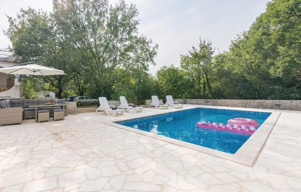 Awesome Home in Malinska With 2 Bedrooms, Wifi and Outdoor Swimming Pool