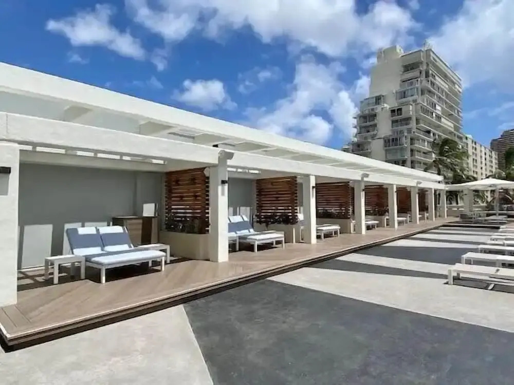 Stunning Ala Moana Studio Mtn View Balcony 2029