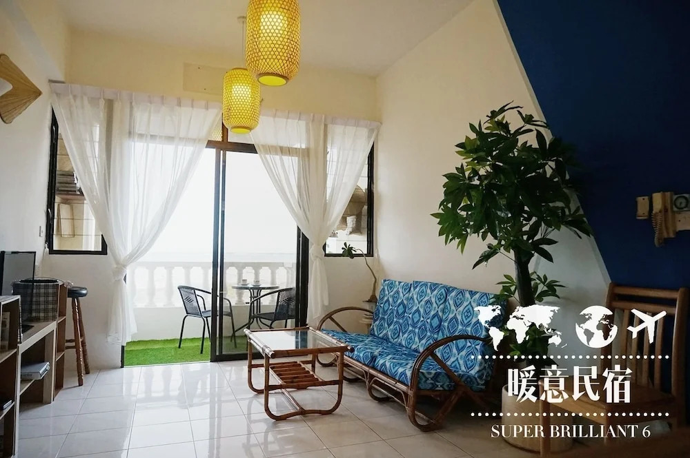 Private Suite with Balcony Gurney Drive