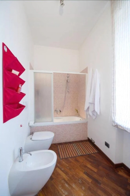 Nice and Colorful 2 bed Flat Near San Giovanni