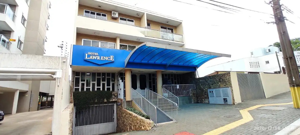 Hotel Lawrence