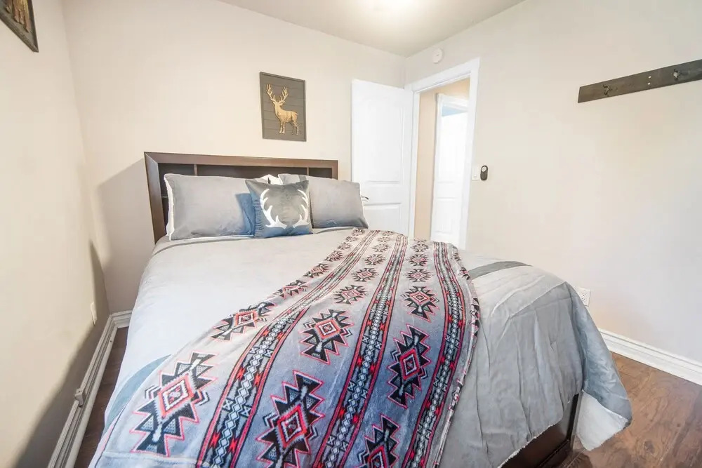 Middle Bear Chalet