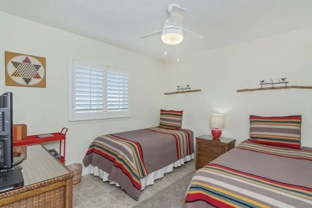 One Seagrove Place Unit 907 2 Bedroom Condo by Redawning