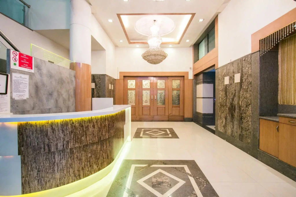 Seasons Hotel
