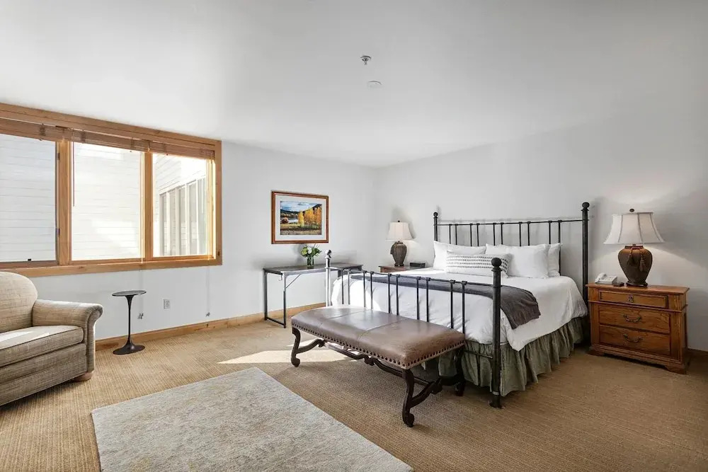 Trail's End Lodge at Deer Valley Resort - Two Bedroom Residence with Spa #201 2 Condo