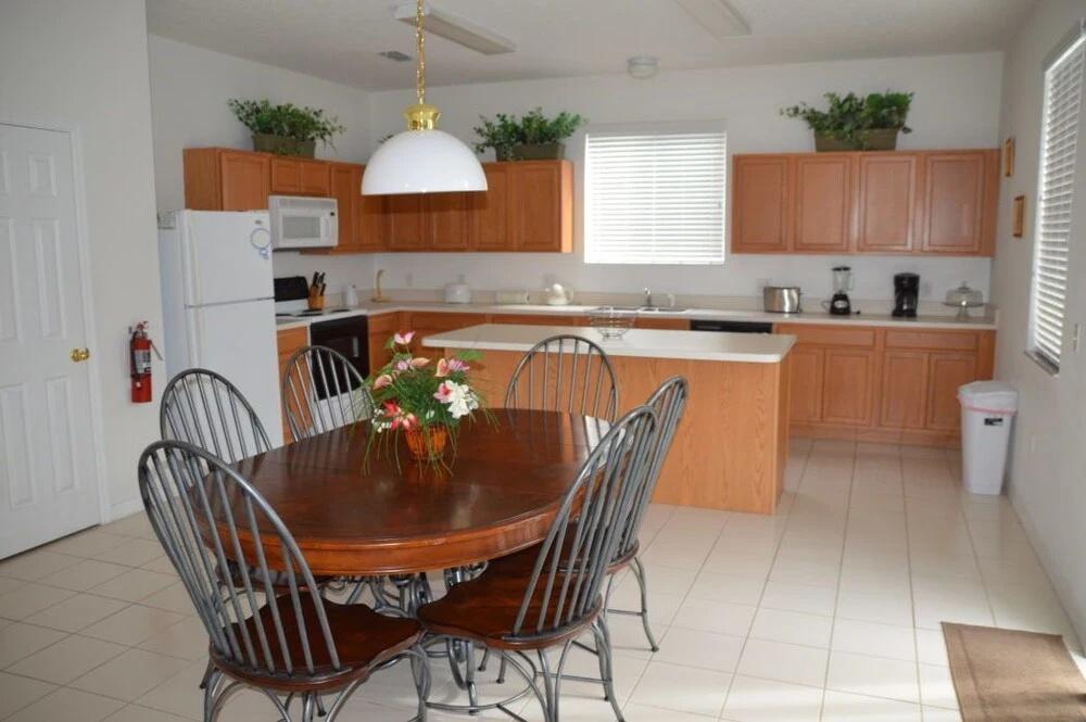 Kissimmee-Davenport Pool Homes by Hayes