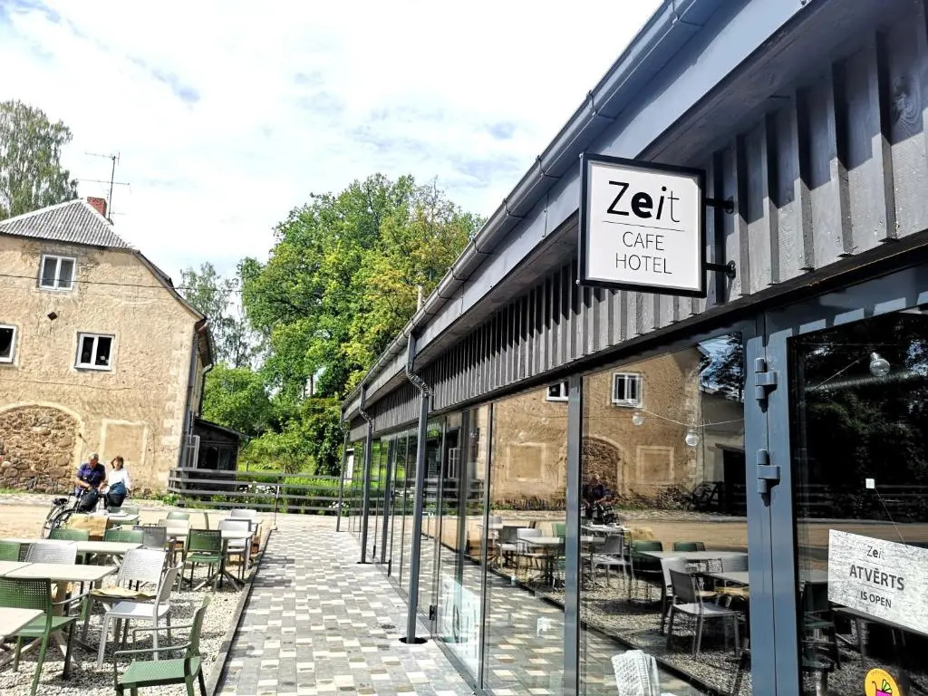 Zeit Hotel