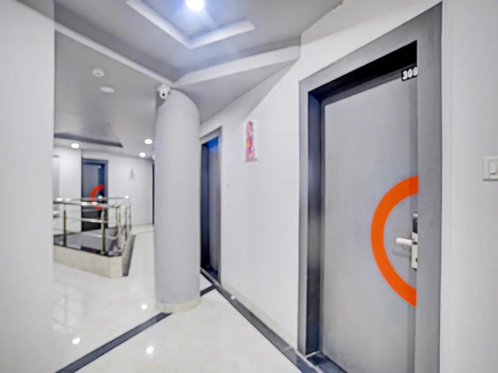 OYO 81349 Townhouse Friends Inn