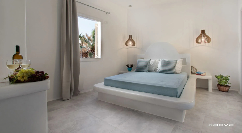 Manios Suites