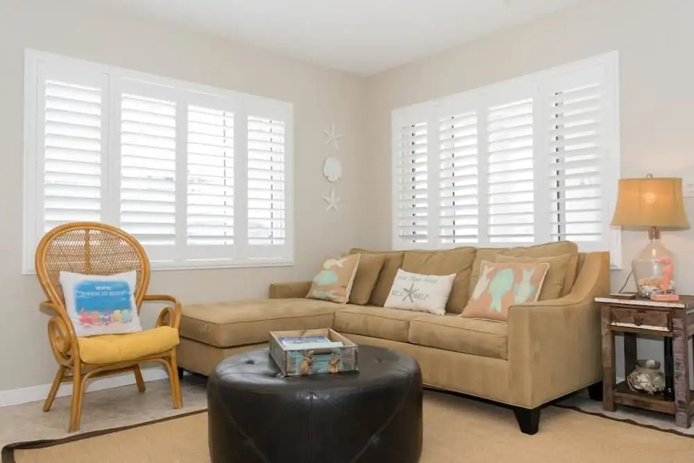 AM Beach Place Unit 3