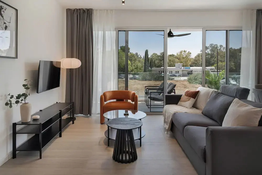 Phaedrus Living: Travertine Residences 101