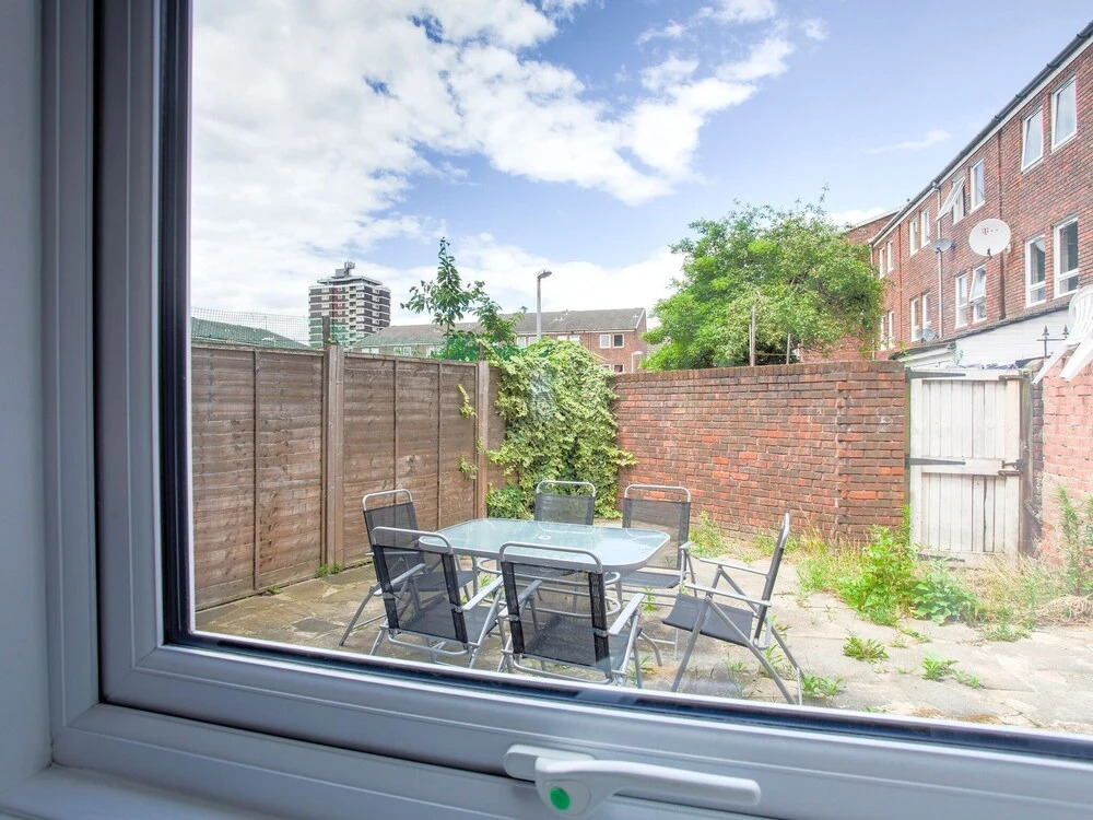 Restful Apartment in London near Westfield Shopping Center