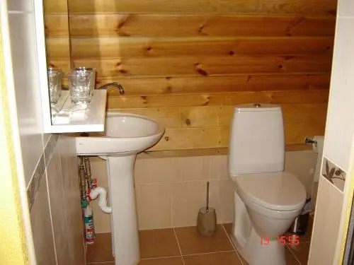 Viesu Nams Mežu 13