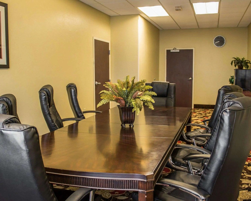 Comfort Suites Columbus East Broad