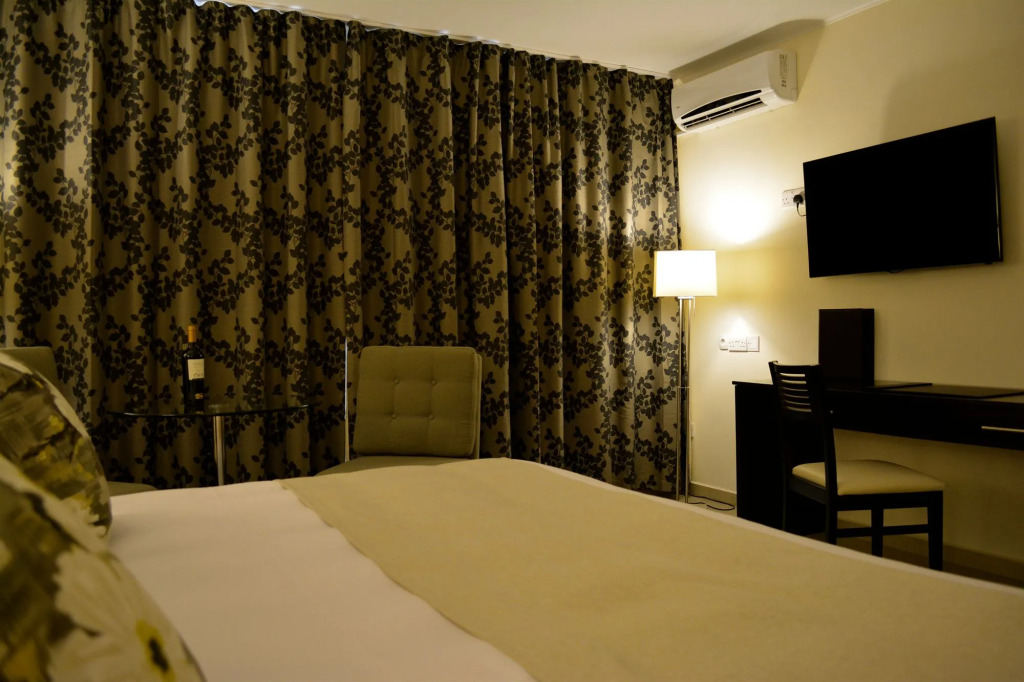 New Brookfields Hotel