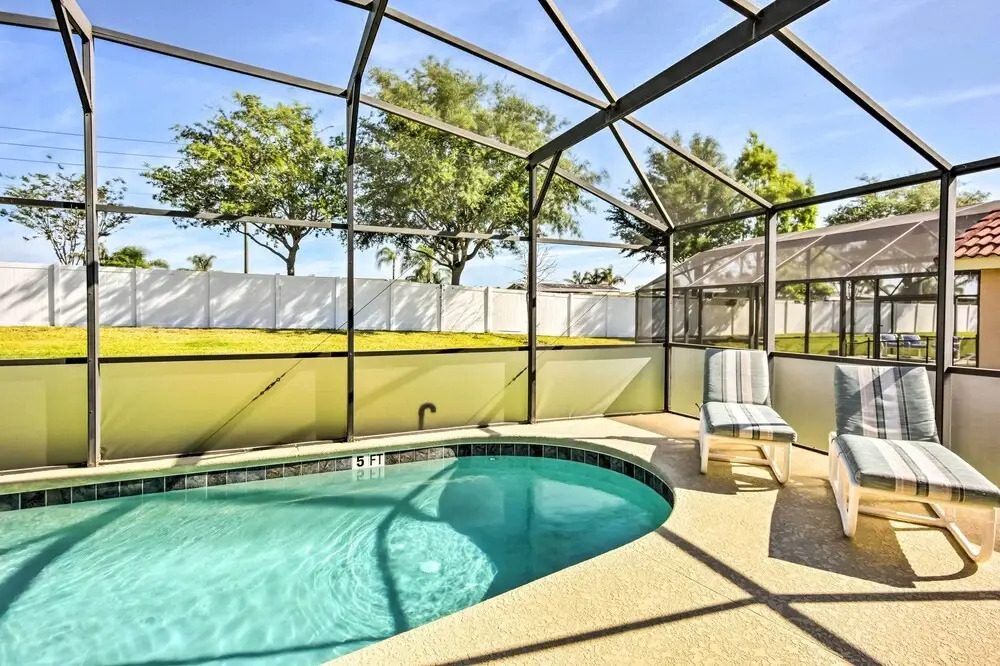 Pool & Hot Tub: Resort-Style Davenport Villa