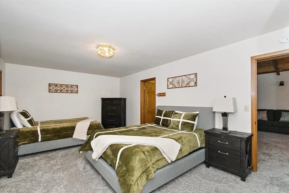 Summit Lodge 2 7 Bedroom Home by RedAwning