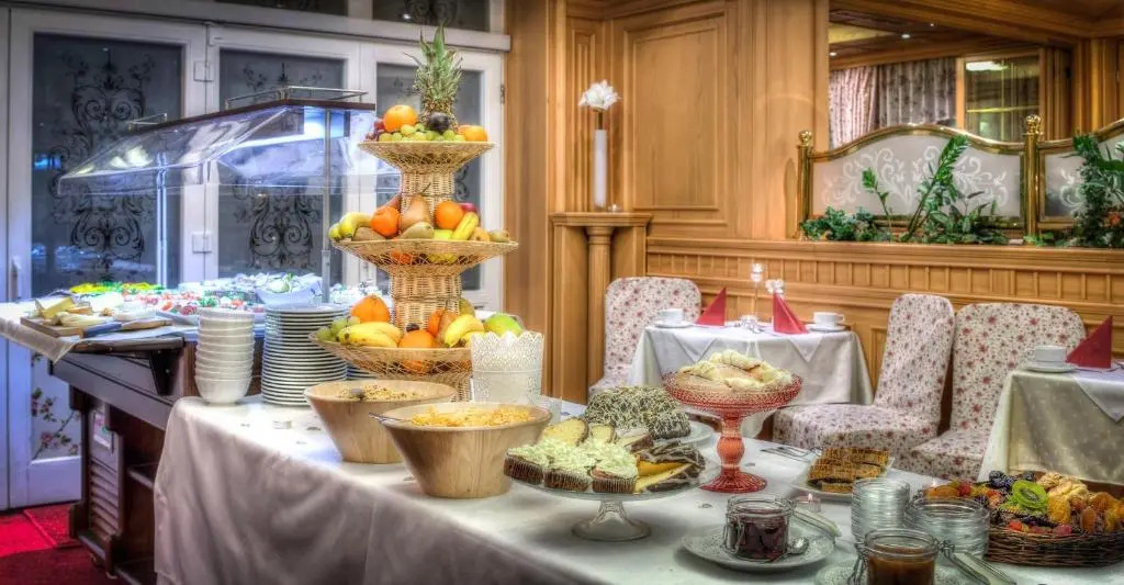 Villa Medici Hotel & Restaurant