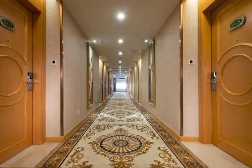 Vienna Hotel Shenzhen Baoneng City Plaza