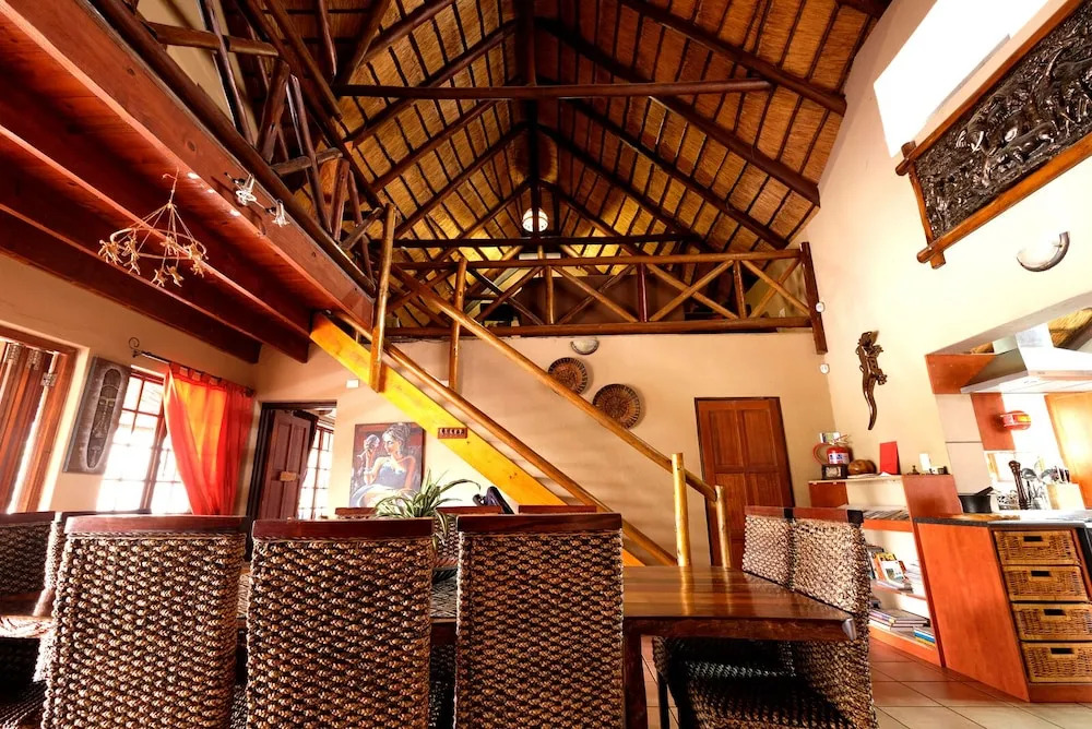 Lovely holiday home bordering Kruger National Park