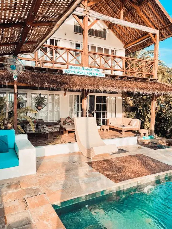 Serenity Luxurious Beachfront Villa & Spa with private Infinity Pool, 8 Guests