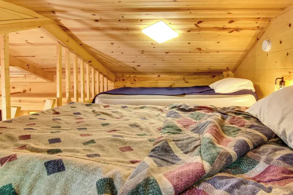 Hendersonville Cabin Near Hiking & Waterfalls!