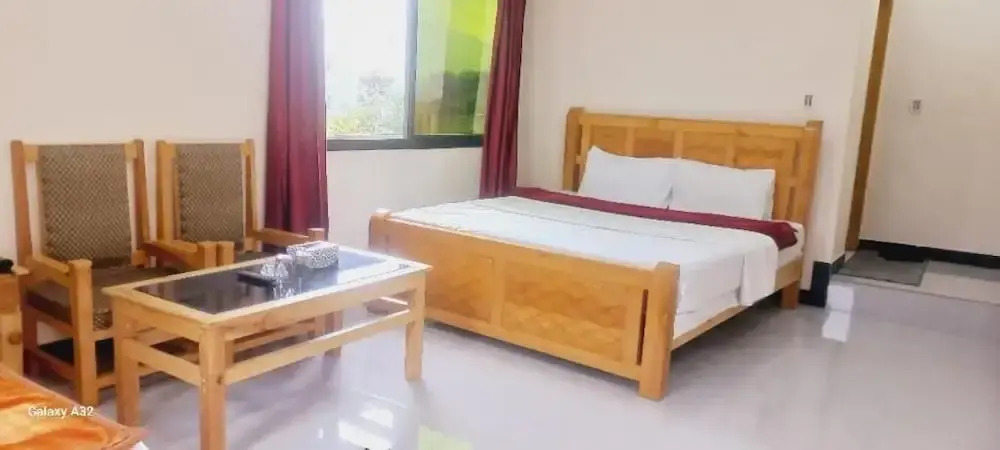 Galiyat Inn Hotel, Balakot by LMC