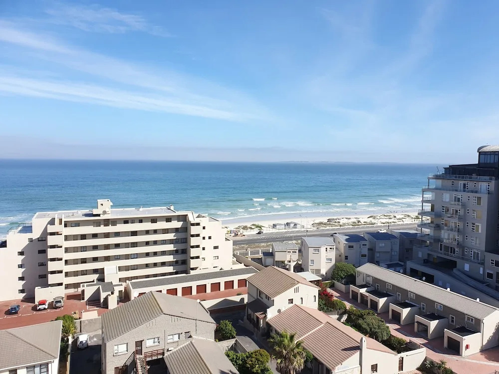 Atlantic Terrace 40 by CTHA