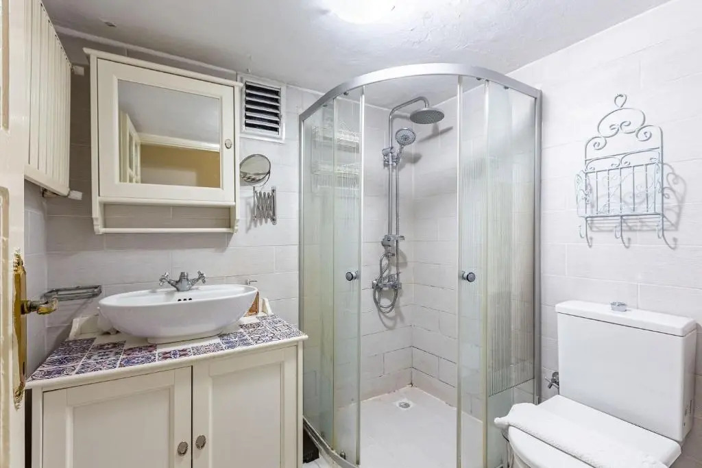 Cozy and Eclectic Apartment near Trendy Attractions of Tesvikiye