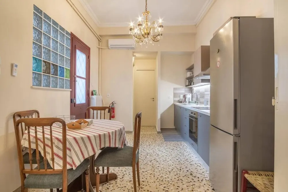 4 Guests - Veneris Residence Apartment in Chania