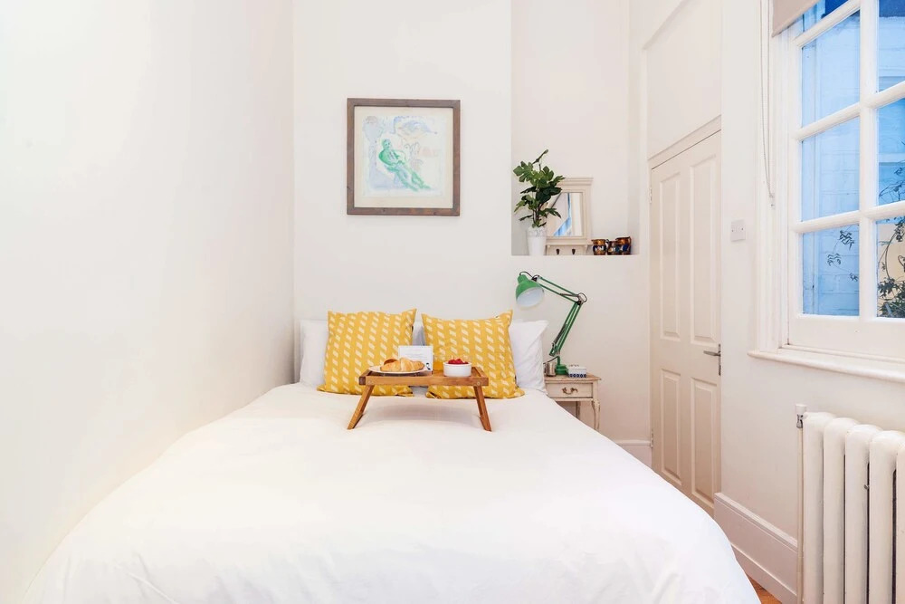 The Chelsea Embankment Apartment - EC