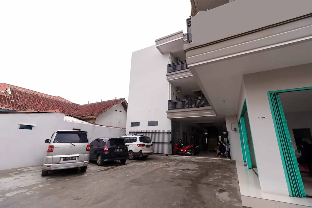 RedDoorz Syariah near Stasiun LRT Bumi Sriwijaya