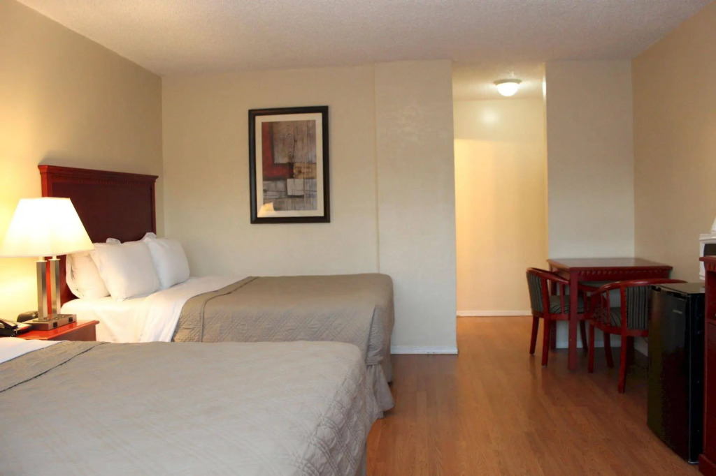 Budget Inn