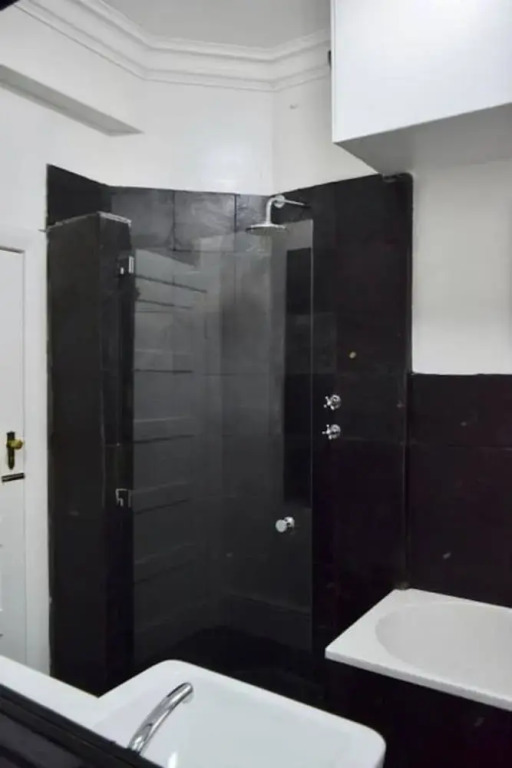 Spacious 3 Bedroom Home Green Point