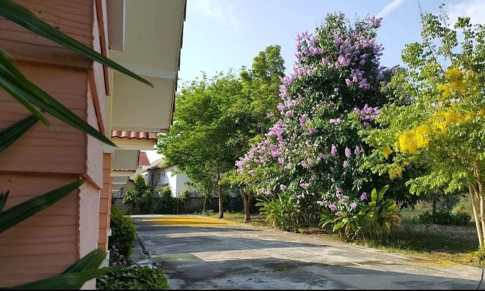 Parkway Resort