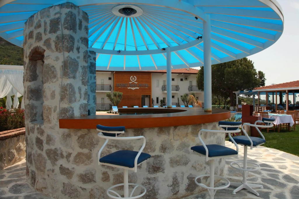 İksirci Baba Hotel