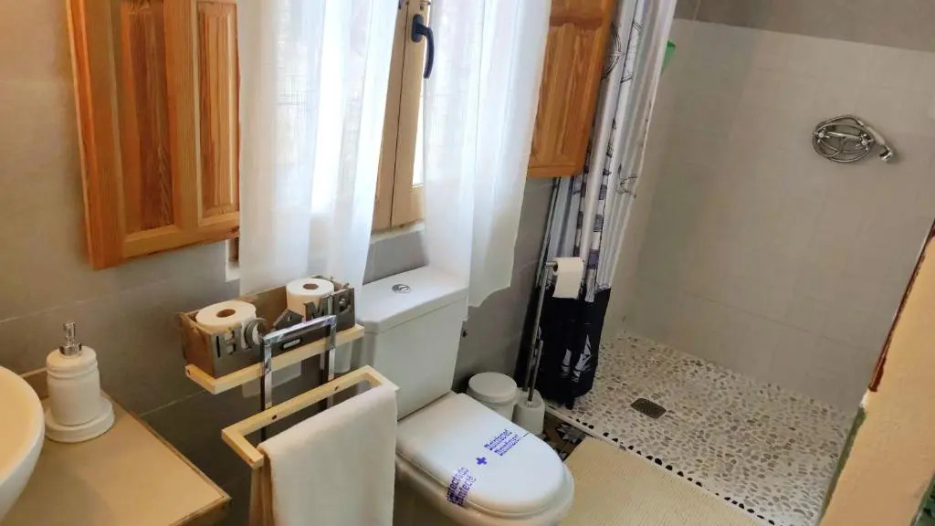 2 bedrooms house with city view and enclosed garden at Purullena