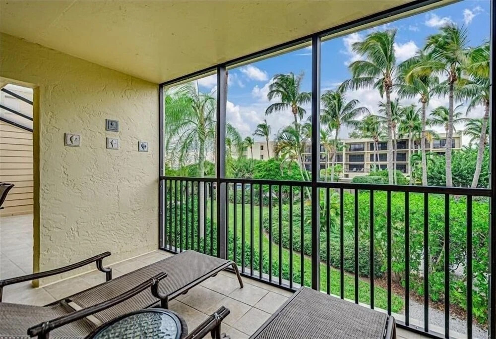 Sea Oats 123 2 Bedroom Condo by RedAwning