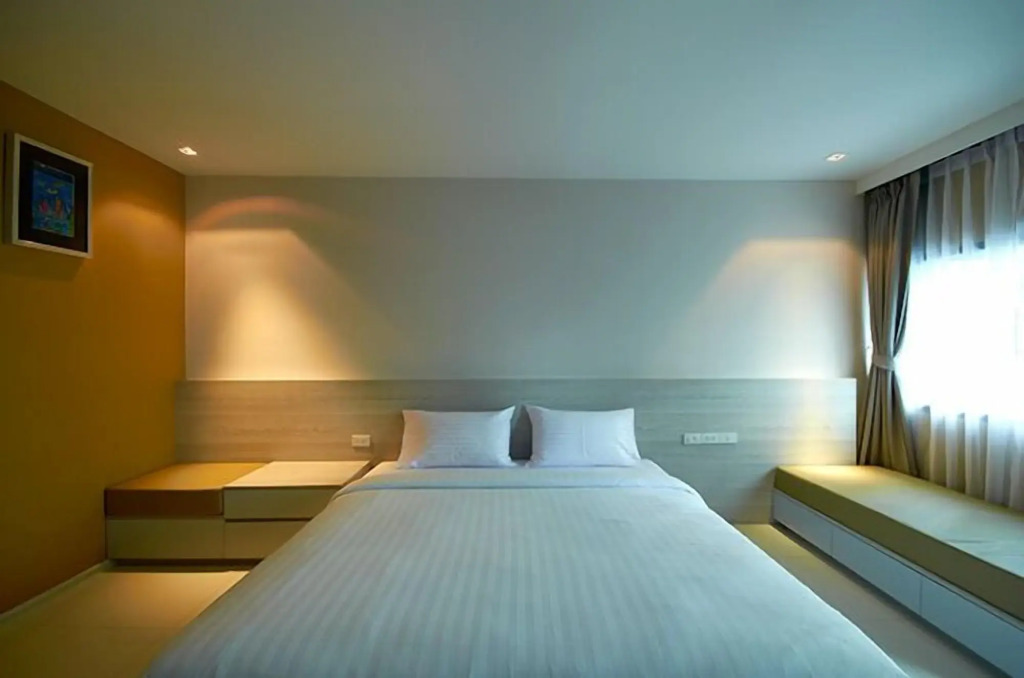 The Present Sathorn