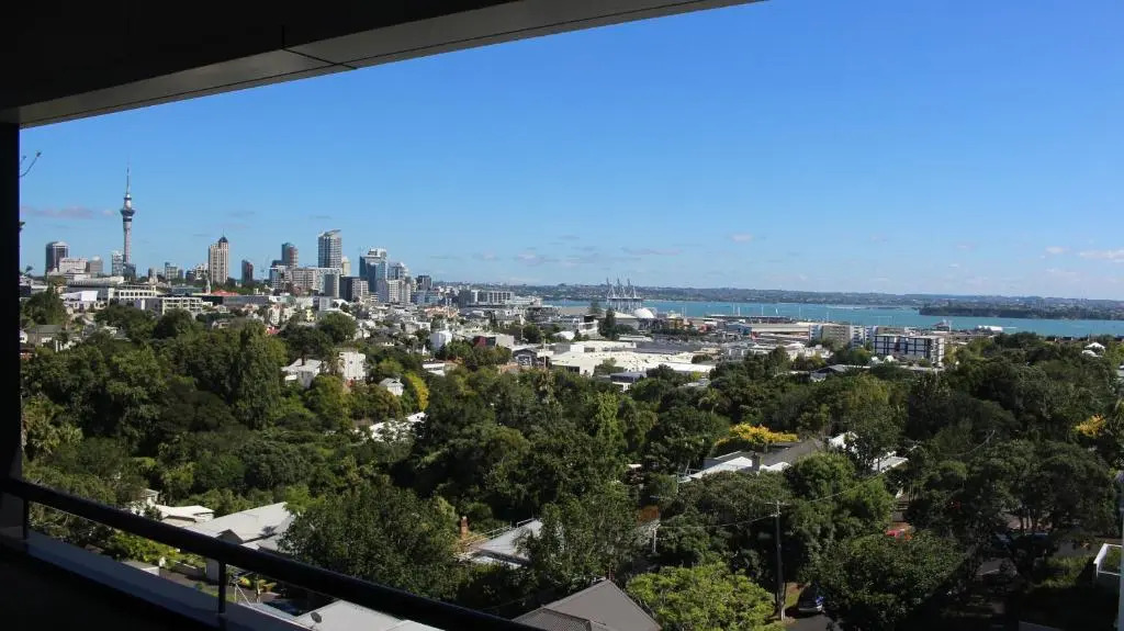 The Parnell Hotel & Conference Centre
