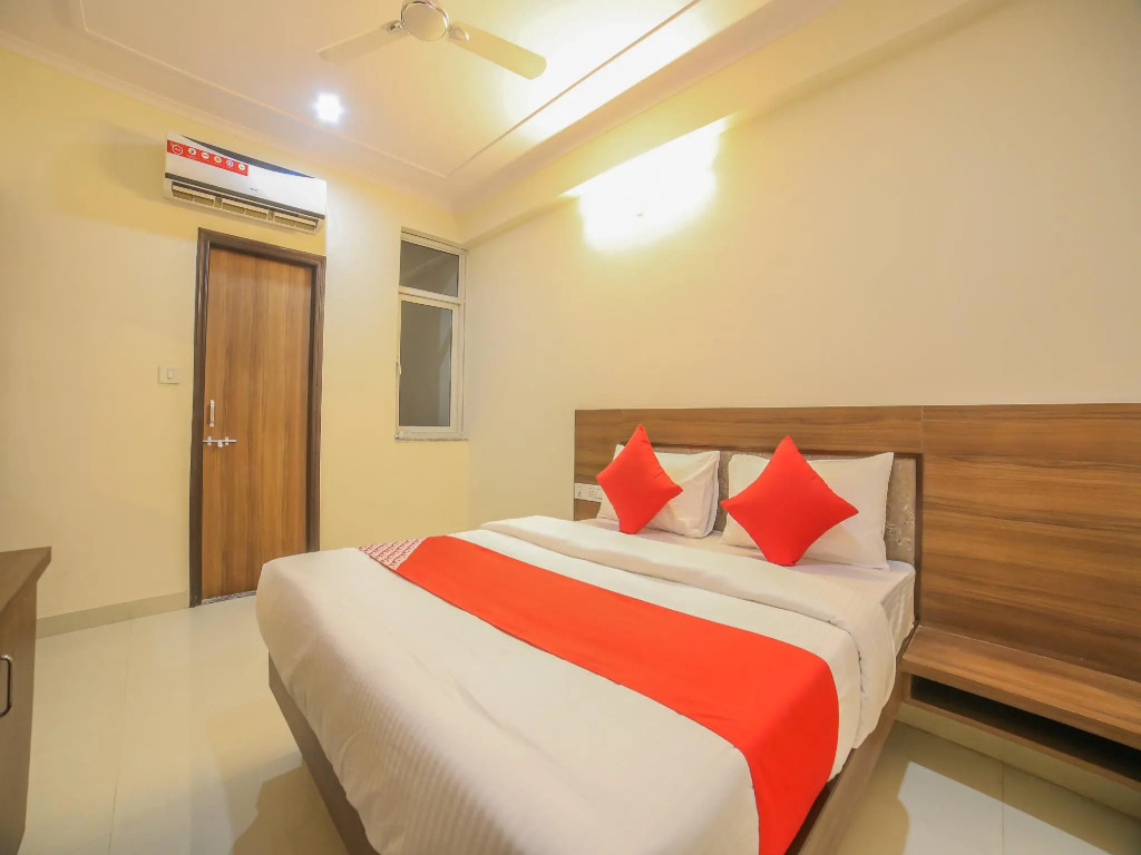 OYO 24565 Hotel Morgan