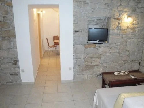 Split Inn Apartments